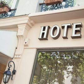 Hôtel Des Pyrénées Paris**