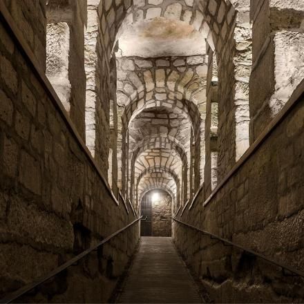 Le groupe Hiporesa, c'est 20 hôtels au centre de Paris, des offres avec la garantie du meilleur tarif